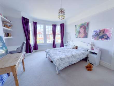 Victoria Drive, Eastbourne, BN20 8JU, Image 14