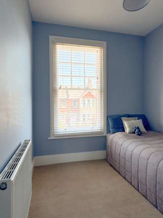 Victoria Drive, Eastbourne, BN20 8JU, Image 17