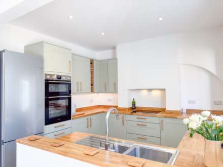 Victoria Drive, Eastbourne, BN20 8JU, Image 9