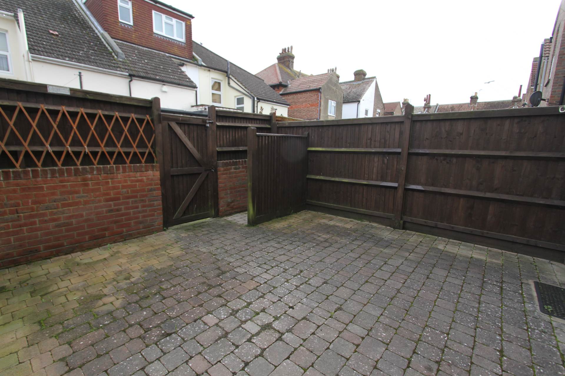 Fairlight Road, Eastbourne, BN22 7NY, Image 9