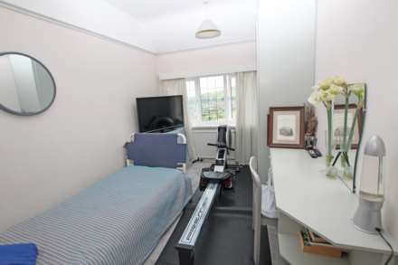 Pashley Road, Eastbourne, BN20 8EA, Image 14