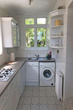 Enys Road, Eastbourne, BN21 2DX, Image 11