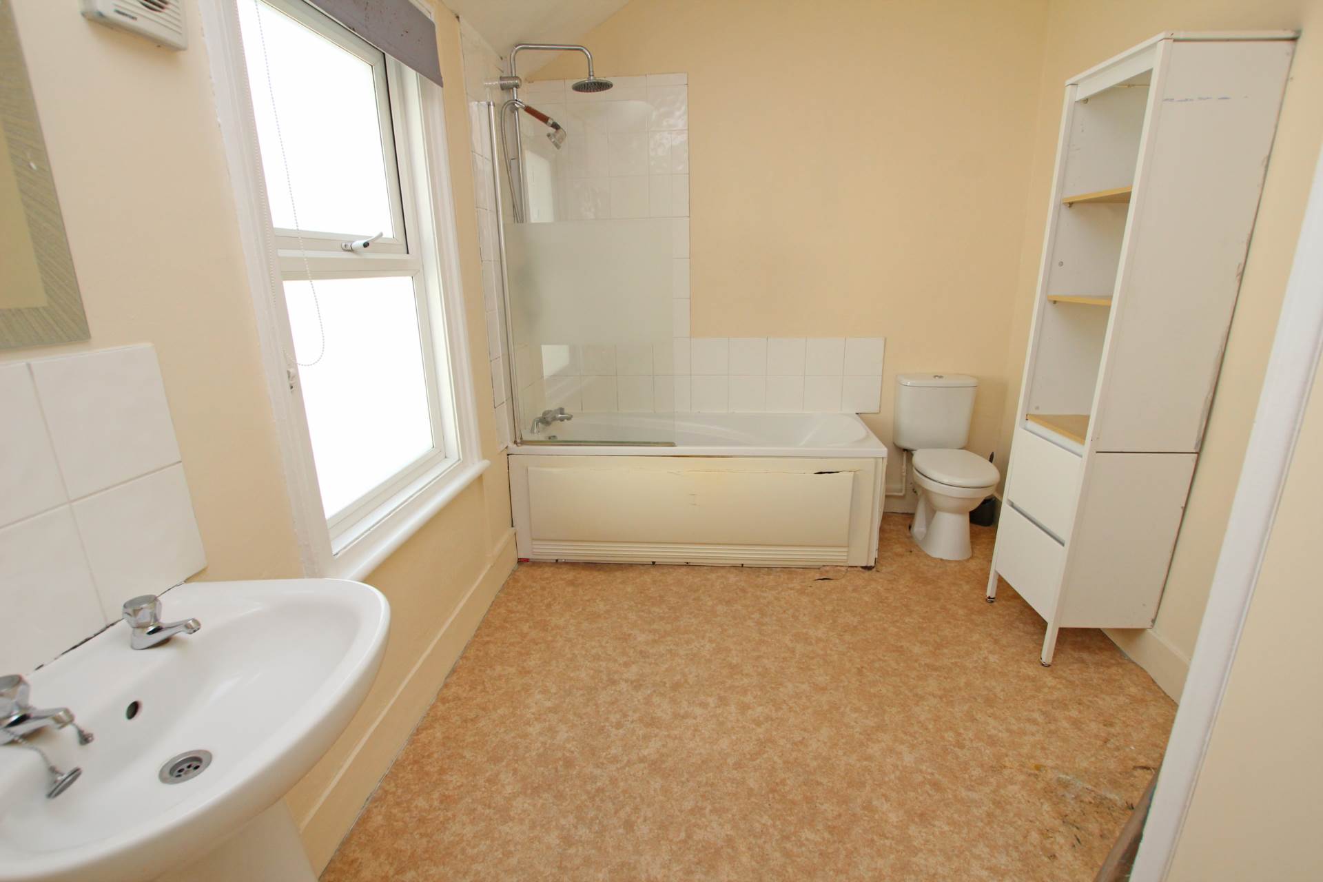 Sidley Road, Eastbourne, BN22 7JN, Image 5