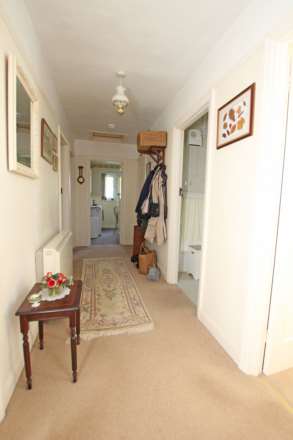 Oldfield Road, Eastbourne, BN20 9QD, Image 11