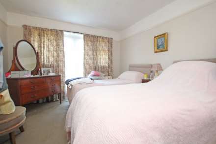 Oldfield Road, Eastbourne, BN20 9QD, Image 9