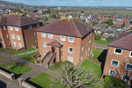 2 Bedroom Flat, Carew Road, Eastbourne, BN21 2JL