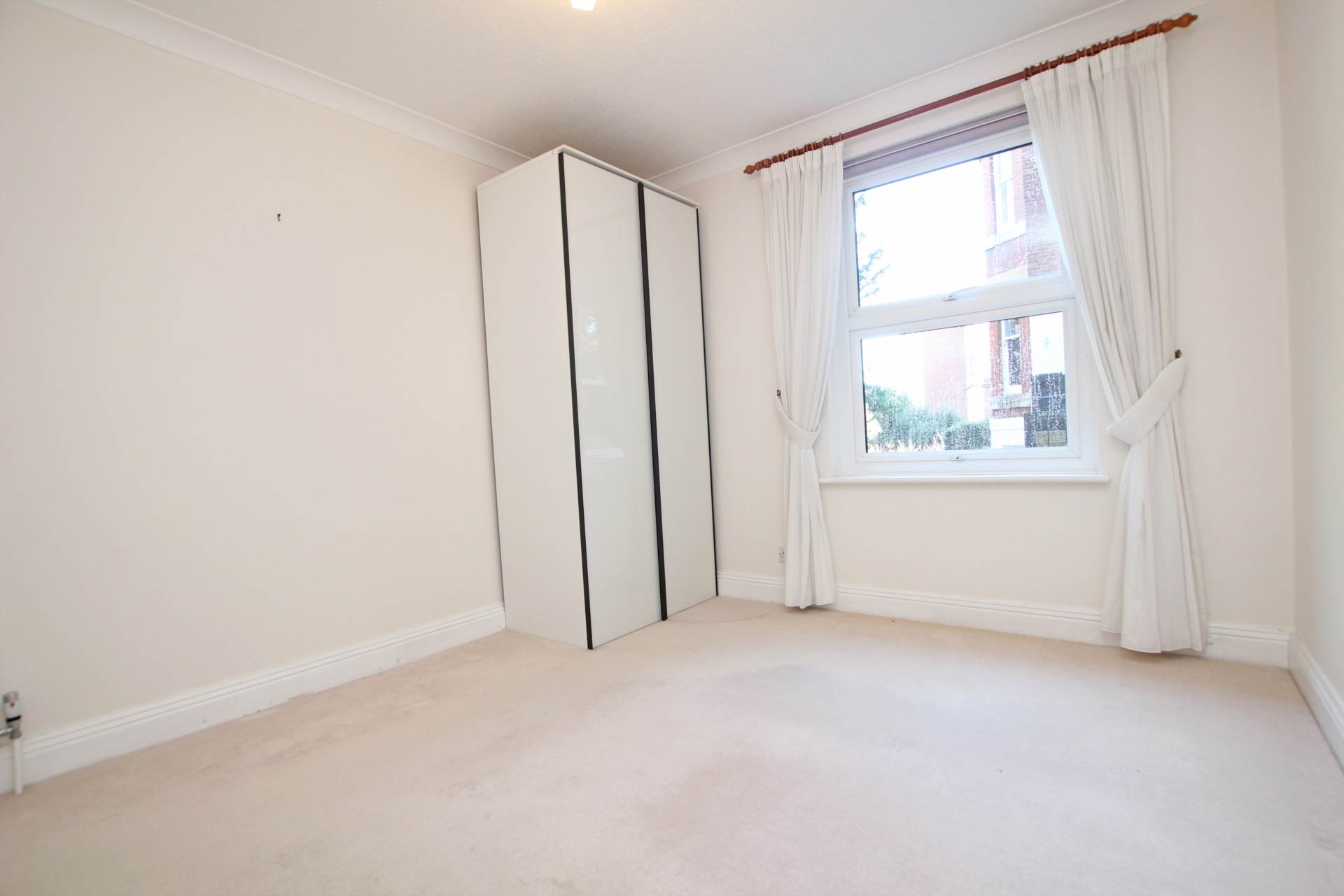 St Johns Road, Eastbourne, BN20 7NB, Image 14