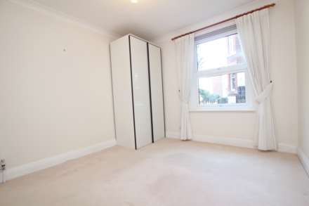 St Johns Road, Eastbourne, BN20 7NB, Image 14