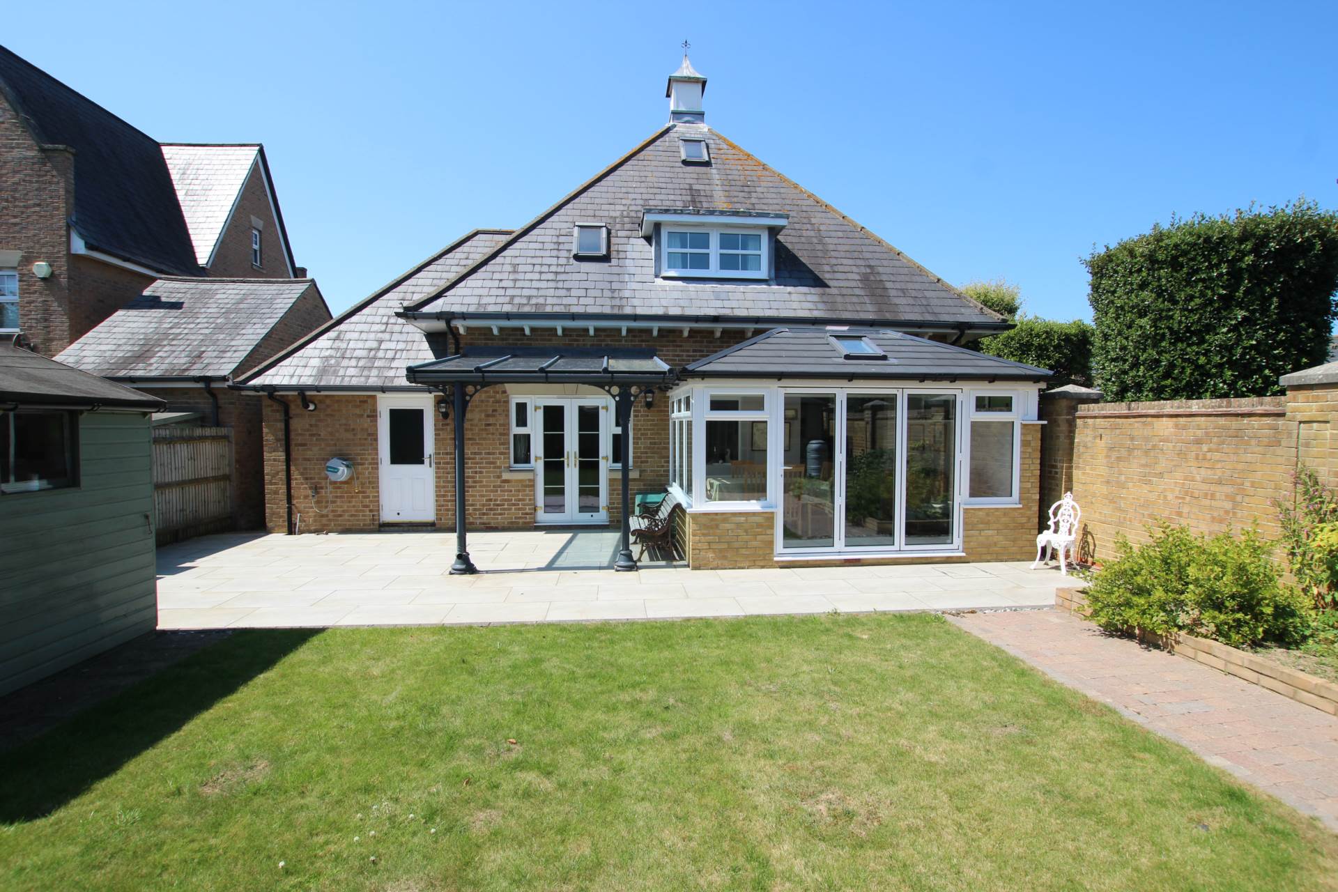 Wellington Close, Eastbourne, BN23 5AR, Image 1