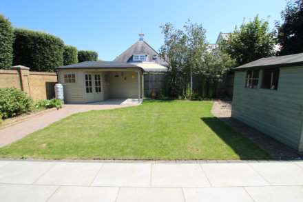 Wellington Close, Eastbourne, BN23 5AR, Image 26