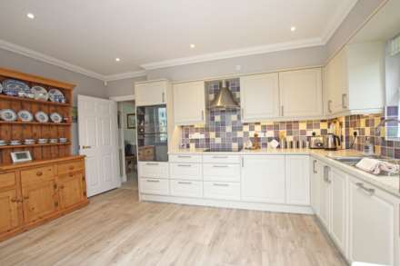 Wellington Close, Eastbourne, BN23 5AR, Image 5