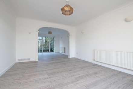 Long Acre Close, Eastbourne, BN21 1UF, Image 5