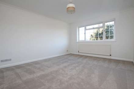 Long Acre Close, Eastbourne, BN21 1UF, Image 9