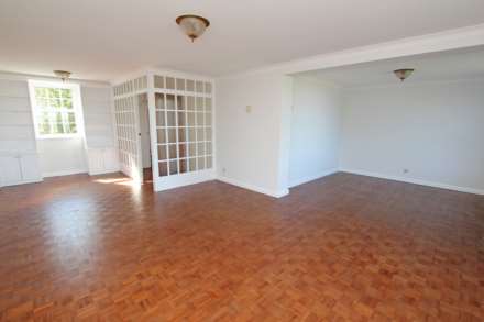 Link Road, Eastbourne, BN20 7TR, Image 3