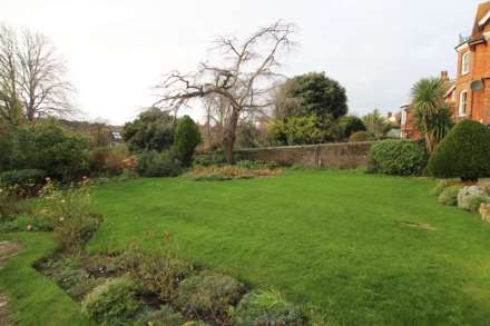 Staveley Road, Eastbourne, BN20 7LH, Image 20