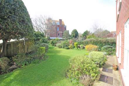 Chesterfield Road, BN20 7NX, Image 5