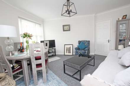Chesterfield Road, BN20 7NX, Image 8