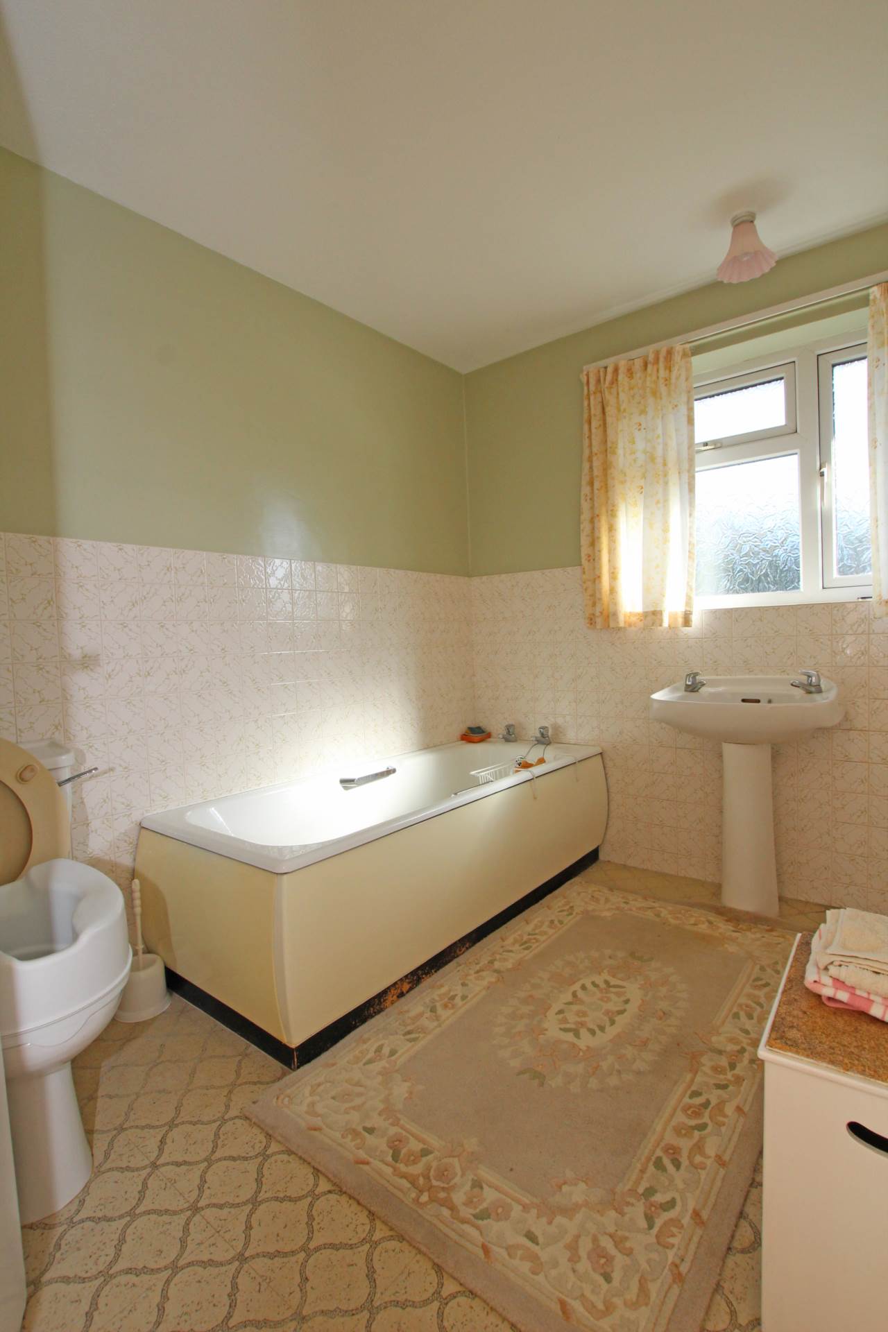 Glendale Avenue, Eastbourne, BN21 1UU, Image 10