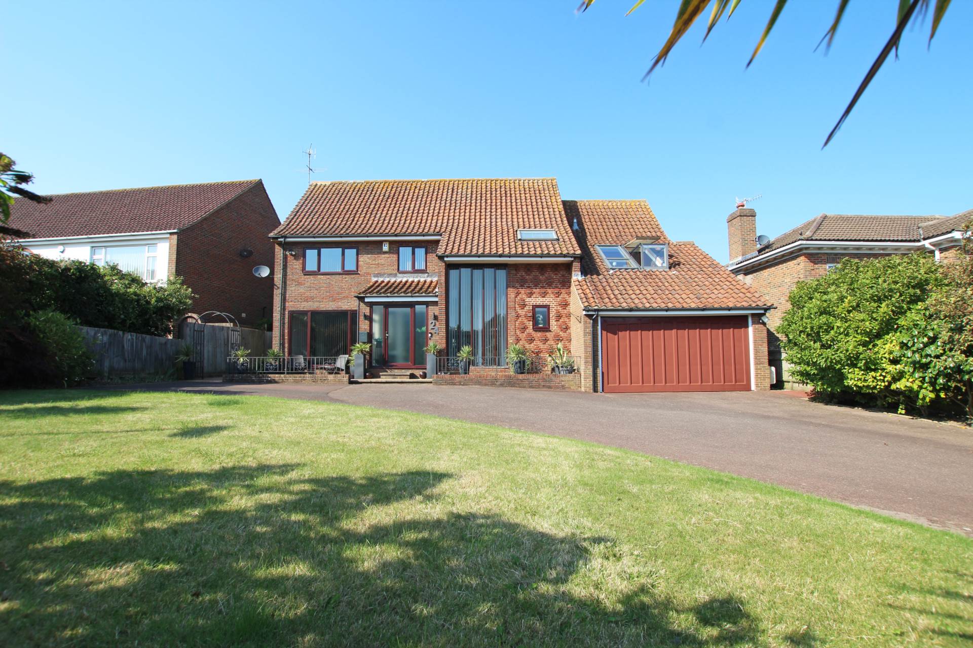 Compton Drive, Eastbourne, BN20 8BX, Image 2