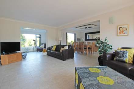 Compton Drive, Eastbourne, BN20 8BX, Image 4