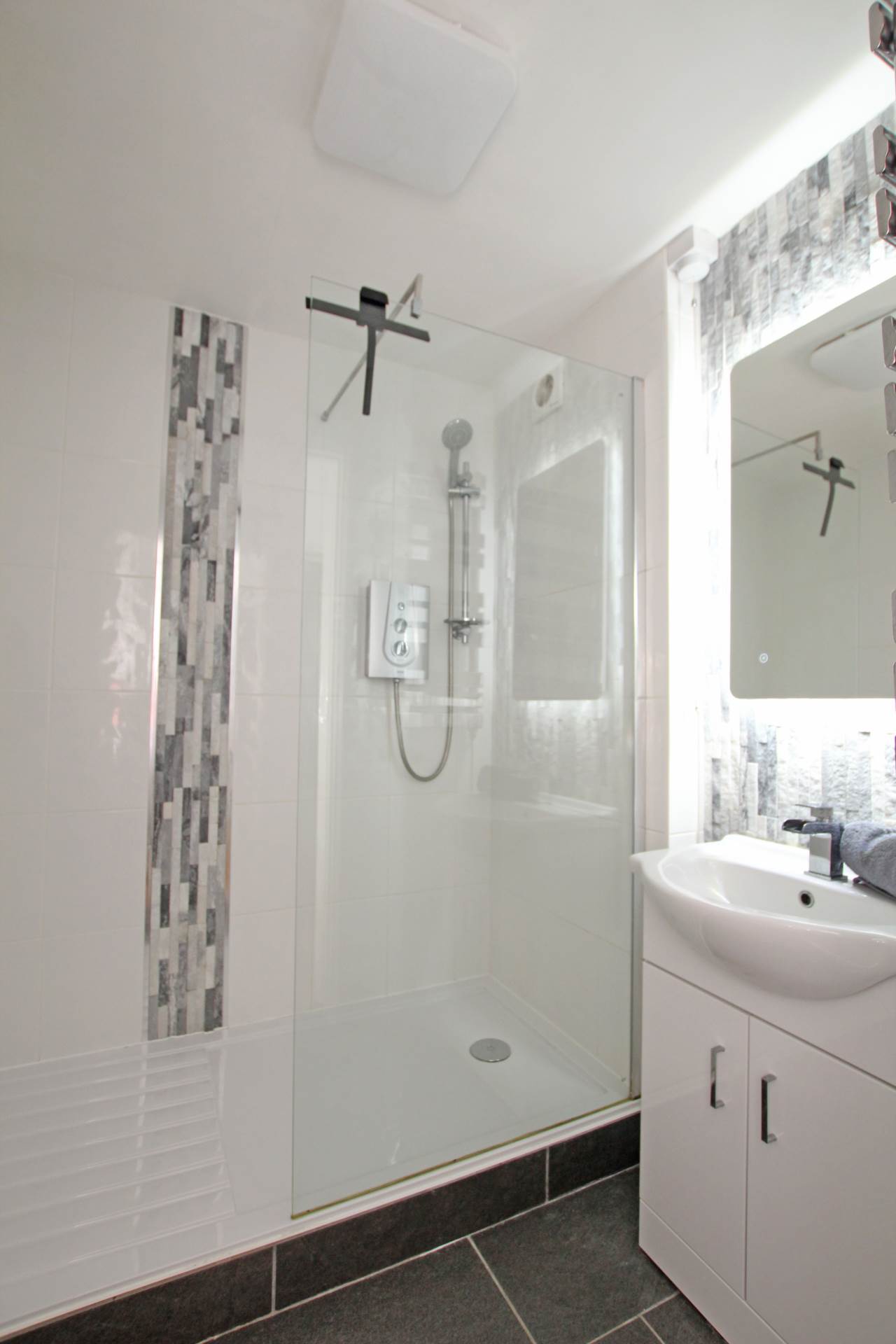 South Street, Eastbourne, BN21 4LD, Image 14