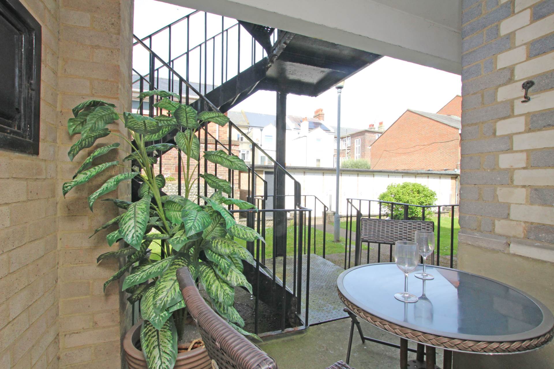South Street, Eastbourne, BN21 4LD, Image 15