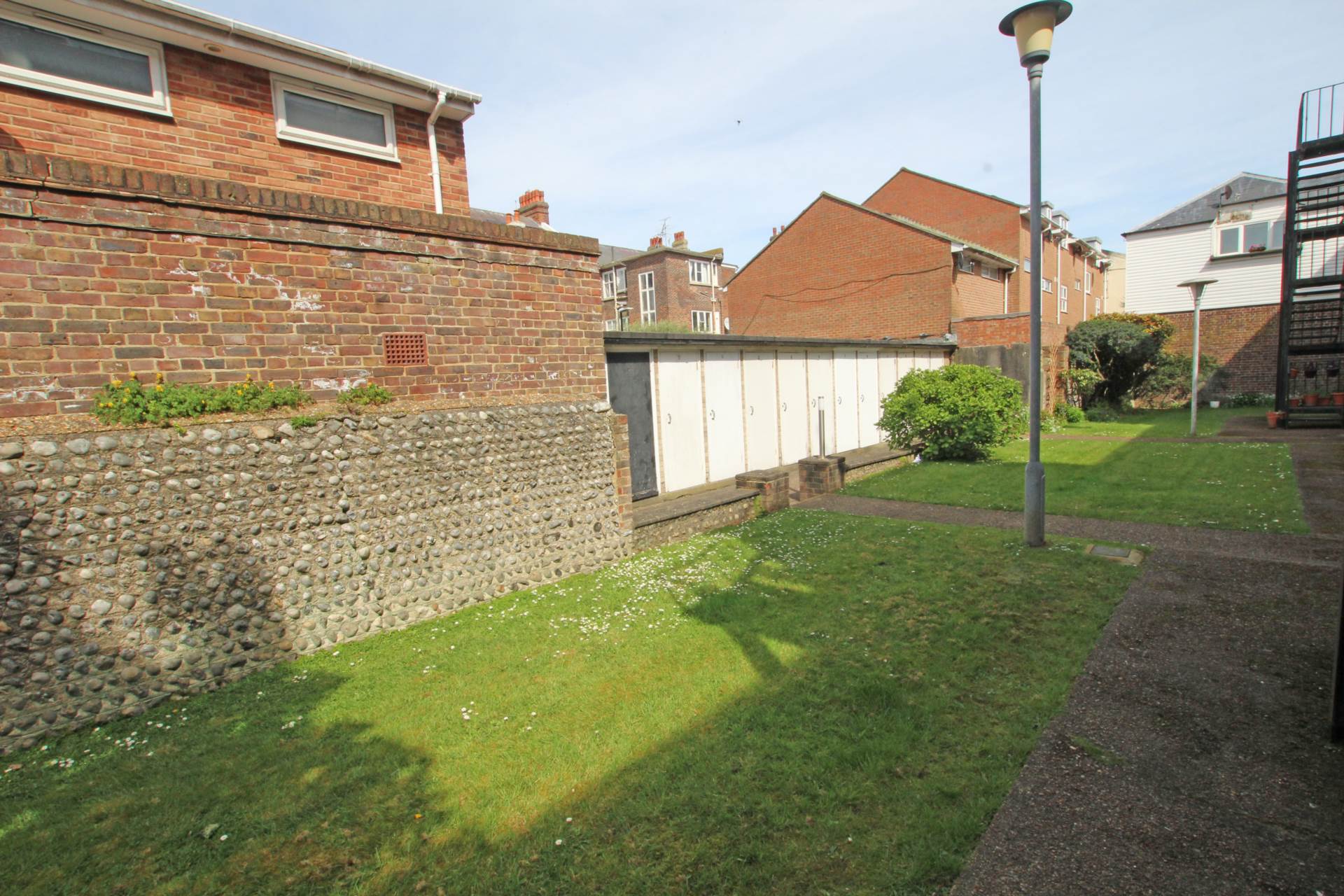 South Street, Eastbourne, BN21 4LD, Image 17
