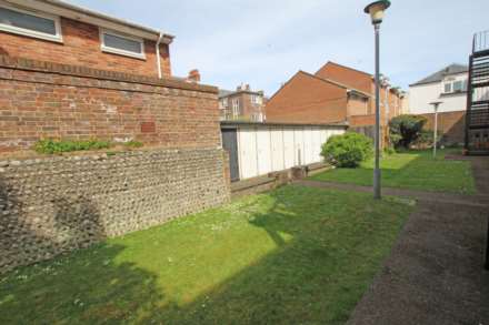 South Street, Eastbourne, BN21 4LD, Image 17