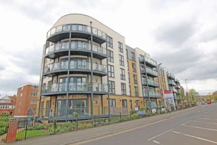 1 Bedroom Flat, Southfields Road, Eastbourne, BN21 1AF