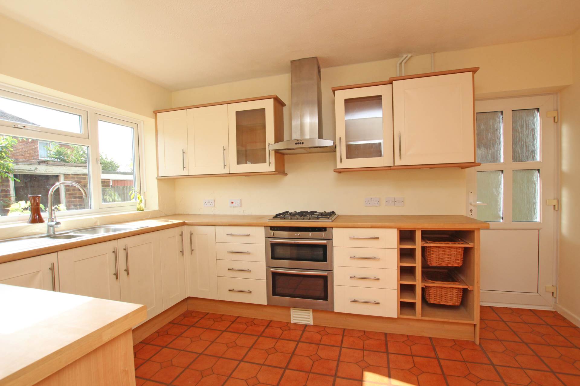 Benjamin Close, Hampden Park, BN22 9JE, Image 11