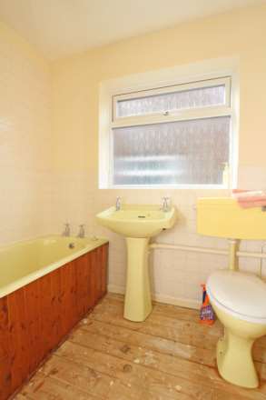 Benjamin Close, Hampden Park, BN22 9JE, Image 10