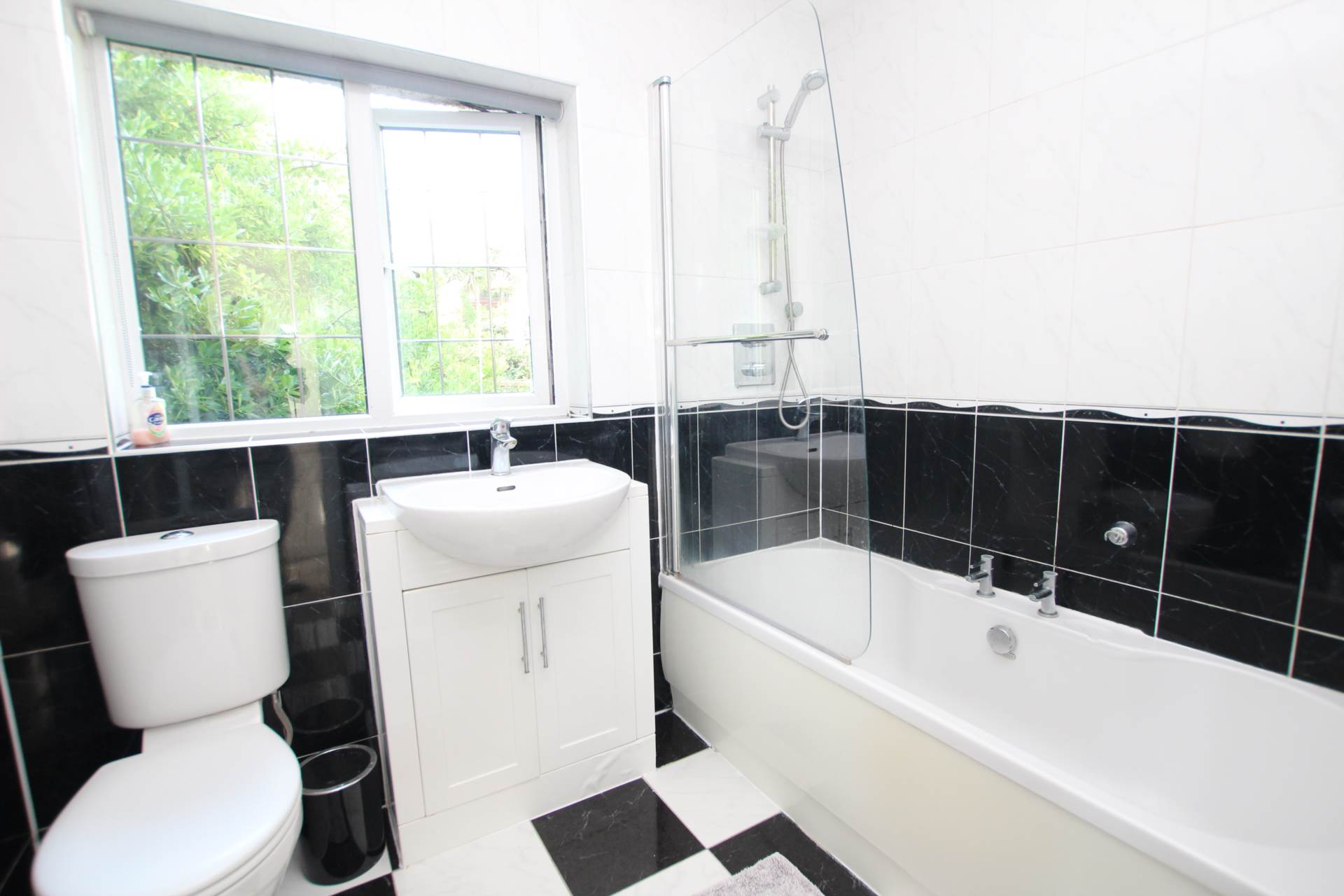 Pashley Road, Eastbourne, BN20 8DY, Image 14