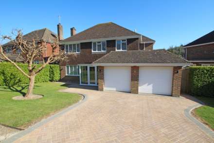 4 Bedroom Detached, Cranborne Avenue, Eastbourne, BN20 7TT