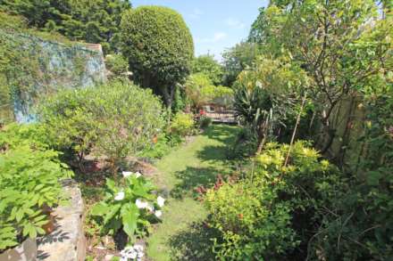 Hurst Road, Eastbourne, BN21 2PW, Image 2