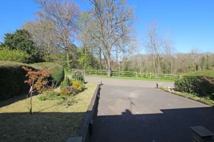 Upper Ratton Drive, Eastbourne, BN20 9DJ, Image 16