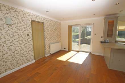 Upper Ratton Drive, Eastbourne, BN20 9DJ, Image 4