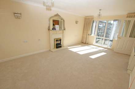 Southfields Road, Eastbourne, BN21 1BT, Image 2
