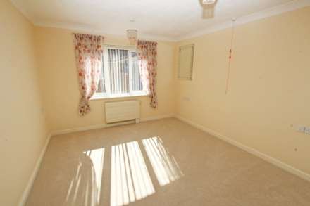 Southfields Road, Eastbourne, BN21 1BT, Image 6