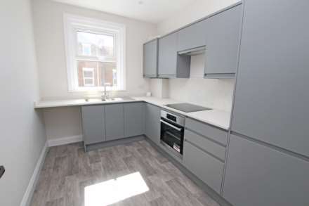 Latimer Road, Eastbourne, BN22 7BY, Image 3
