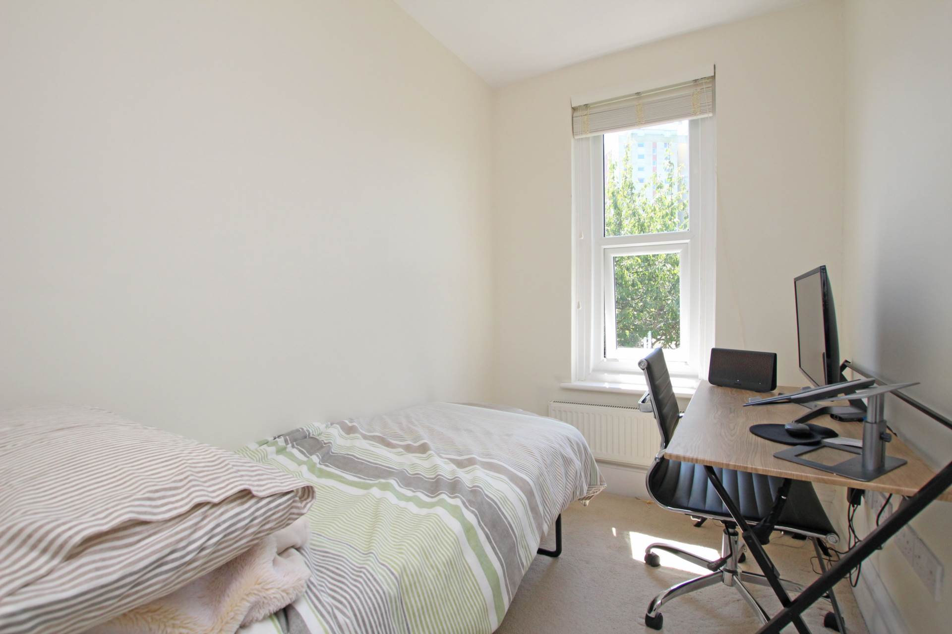 St Johns Road, Eastbourne, BN20 7JA, Image 13