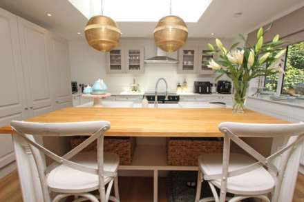 Woodland Avenue, Eastbourne, BN22 0HD, Image 20