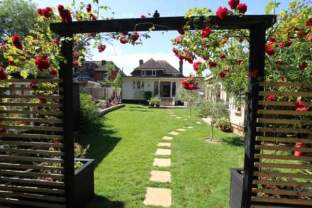 Woodland Avenue, Eastbourne, BN22 0HD, Image 31