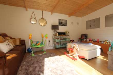 Woodland Avenue, Eastbourne, BN22 0HD, Image 34