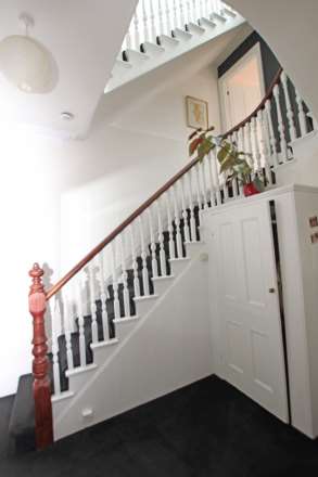 Bedford Grove, Eastbourne, BN21 2DU, Image 10
