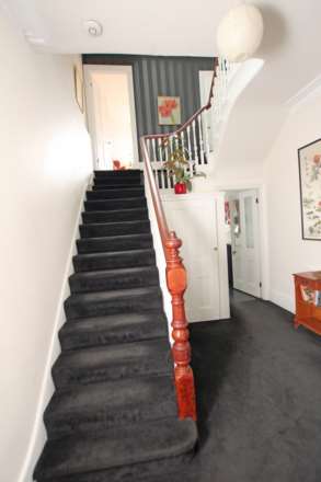 Bedford Grove, Eastbourne, BN21 2DU, Image 12