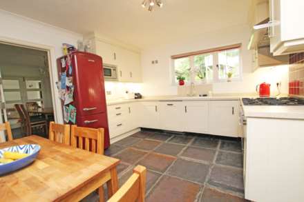Saffrons Park, Eastbourne, BN20 7UX, Image 2