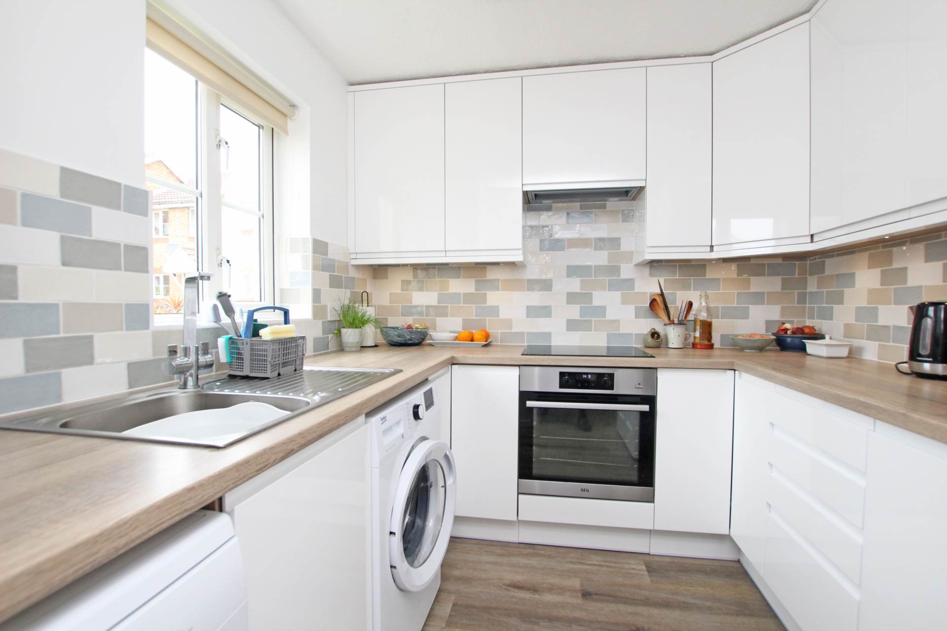 Ditchling Close, Eastbourne, BN23 8LS, Image 2