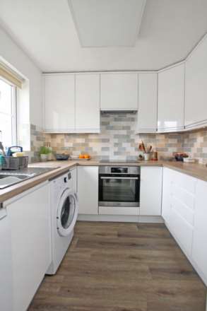 Ditchling Close, Eastbourne, BN23 8LS, Image 10