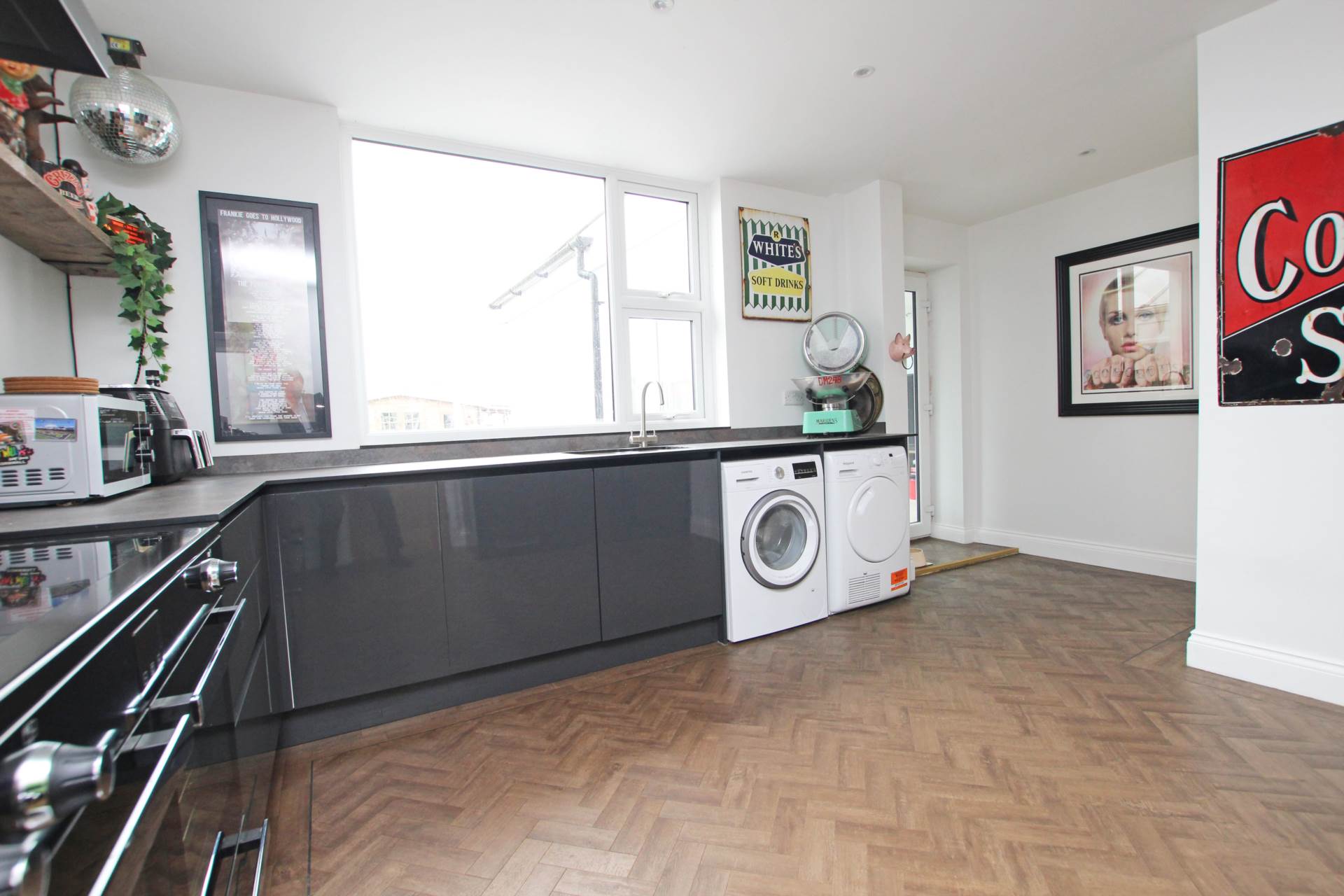 Ringwood Road, Eastbourne, BN22 8TB, Image 9