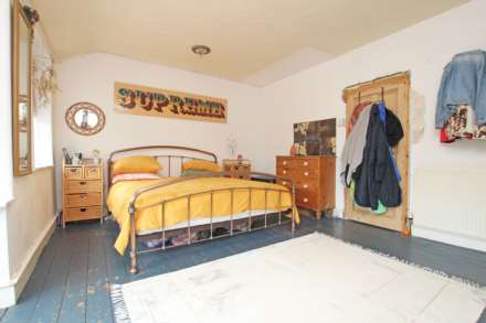Ringwood Road, Eastbourne, BN22 8TB, Image 17